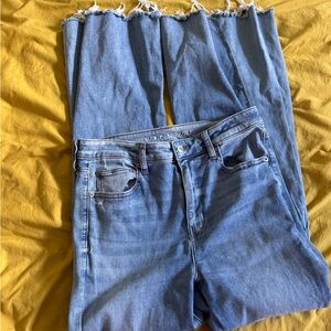 American Eagle Outfitters Women's Light Blue Jeans